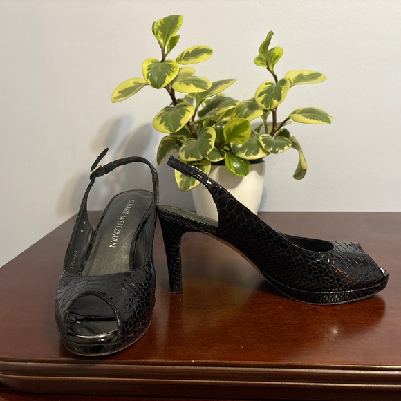 Stuart Weitzman Black Embossed Leather Slingback Peep-Toe Heels - Picture 1 of 7